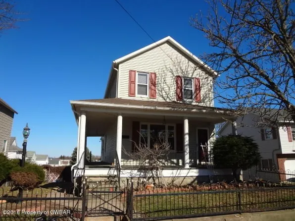 76 Nesbitt St, Larksville, PA 18651