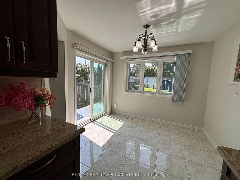 4334 Lee Dr — Photo 5