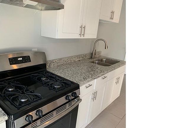 2nd image of 7914 S Wabash Ave #3RO
