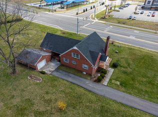 125 Rosewood Ln, Bristol, VA 24202