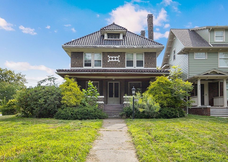 1st image of 851 East Blvd