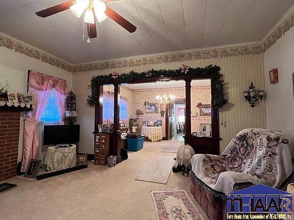 3rd image of 2913 College Ave