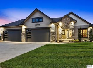 19803 Tyler St, Omaha, NE 68135