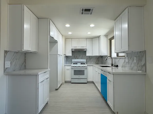 15821 Serrano Rd APT 2, Apple Valley, CA 92307