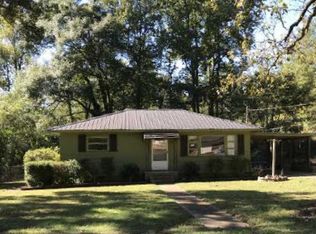 712 Bonnie Dr, Weaver, AL 36277