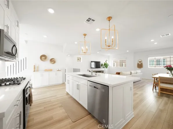 27658 S Heartwood Dr, San Pedro, CA 90732