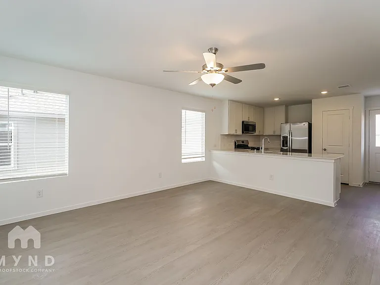 2728 River Knoll Ln — Photo 11