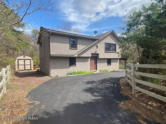 134 Ivy Way photo 1