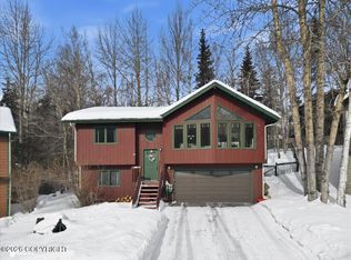8852 Dome Cir, Eagle River, AK 99577