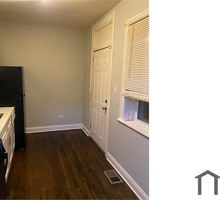 3105 W 64th St #1 — Photo 2