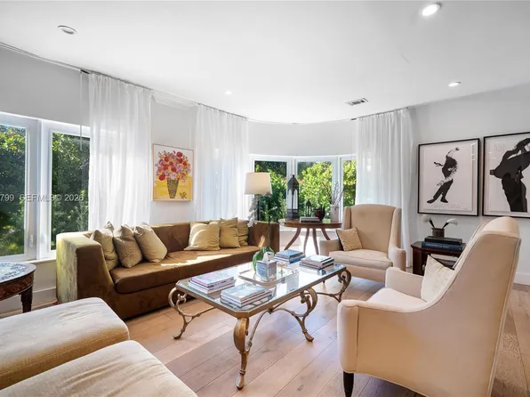 463 W 62nd St, Miami Beach, FL 33140