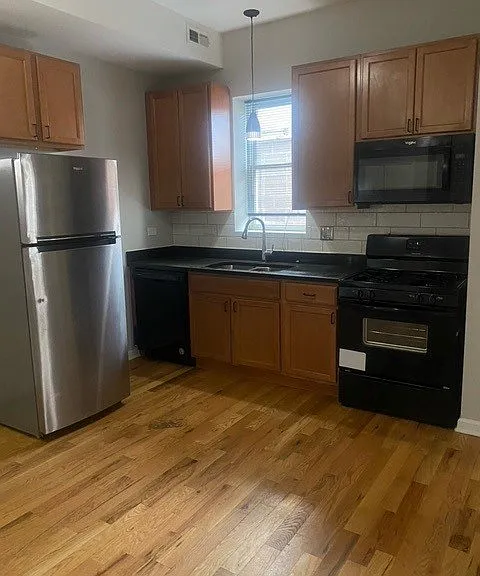 4234-36 W Fullerton/2410 Tripp — Photo 10