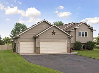 8190 Hunter Lake Dr, Clear Lake, MN 55319