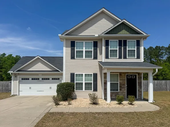 3613 Tenaille St, Fayetteville, NC 28312