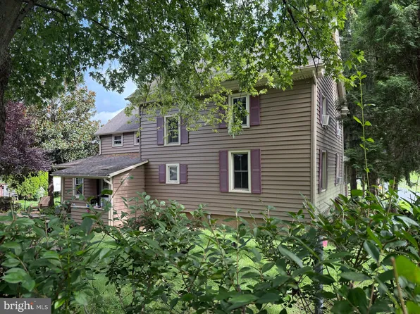 381 Old Limestone Rd, Parkesburg, PA 19365