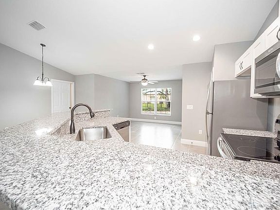 5th image of 9295 SE 152nd Pl