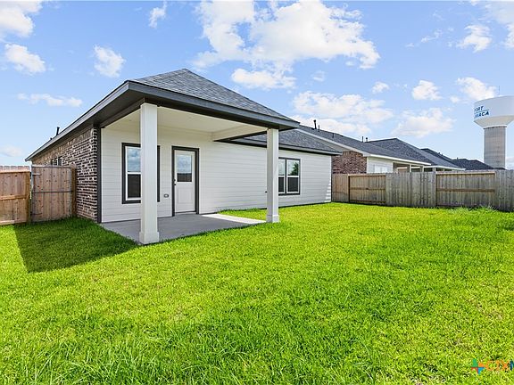 4th image of 316 Cardinal Dr