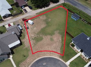 502 34th St #16, Hondo, TX 78861