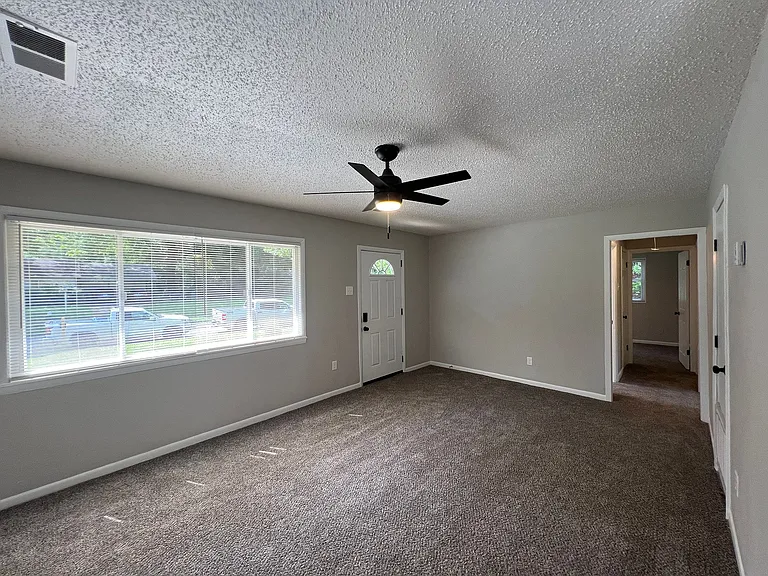 3311 Madewell St — Photo 3