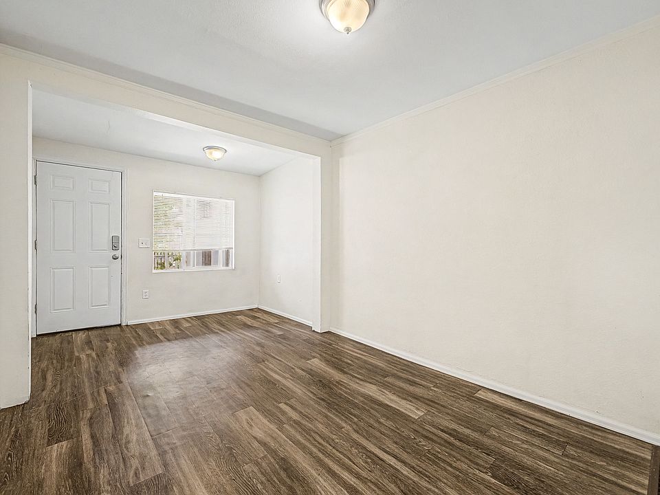 1st image of 4731 Vine St