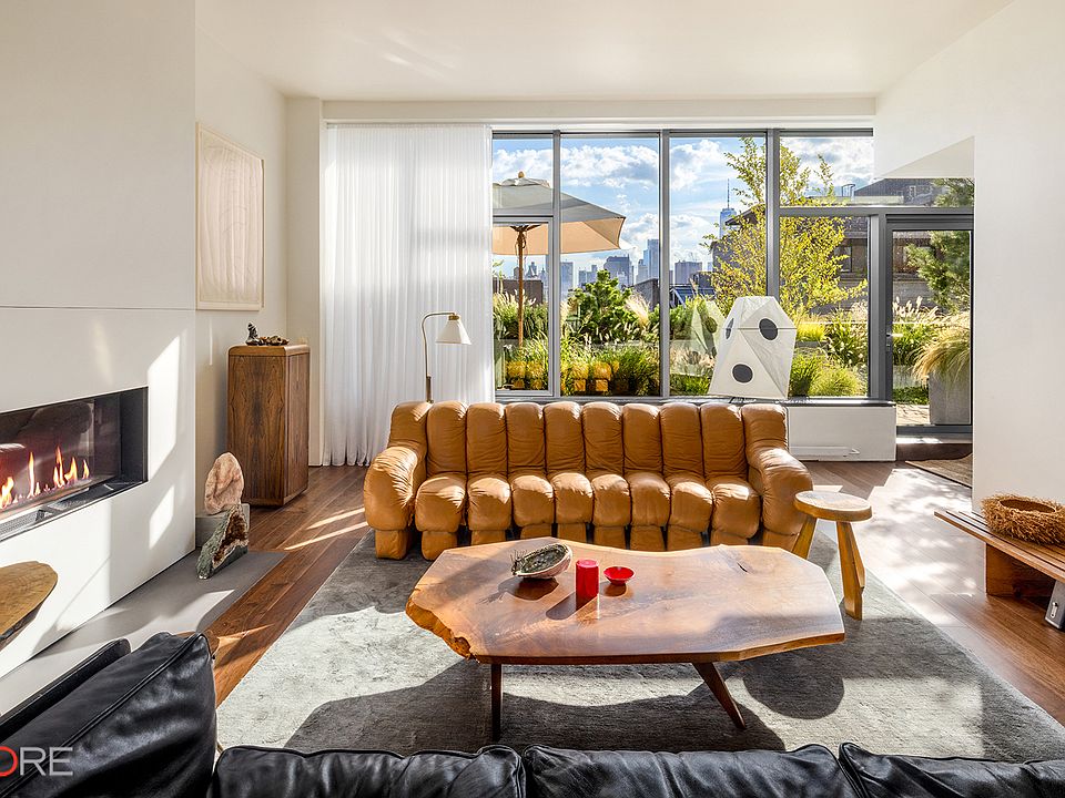 1st image of 48 Bond St APT 9