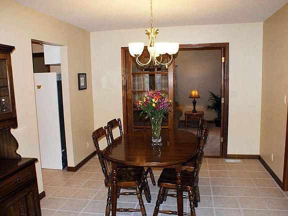 5th image of 7506 Bellemeade Ave