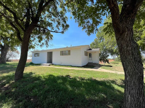 6713 Highway 58, Ringwood, OK 73768