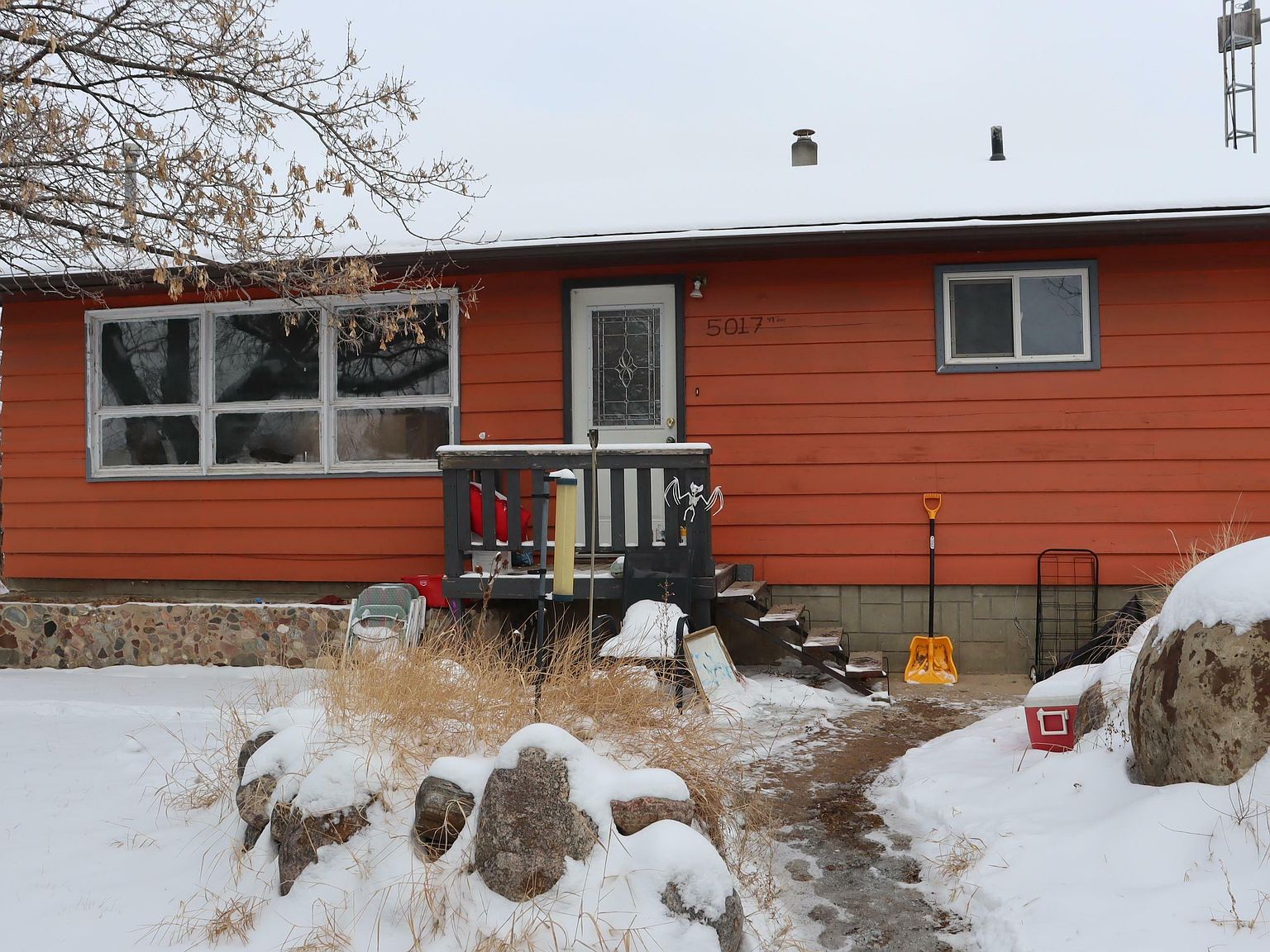 5017 49th Ave, Forestburg, AB T0B 1N0 Zillow