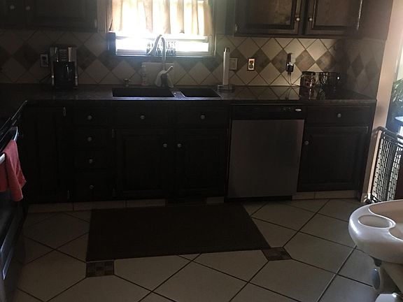 3rd image of 2446 Potomac Ln