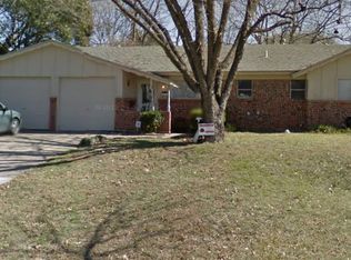 3208 Harris Ln, Haltom City, TX 76117