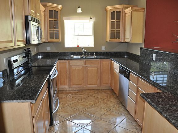 2nd image of 15875 Skyline Dr