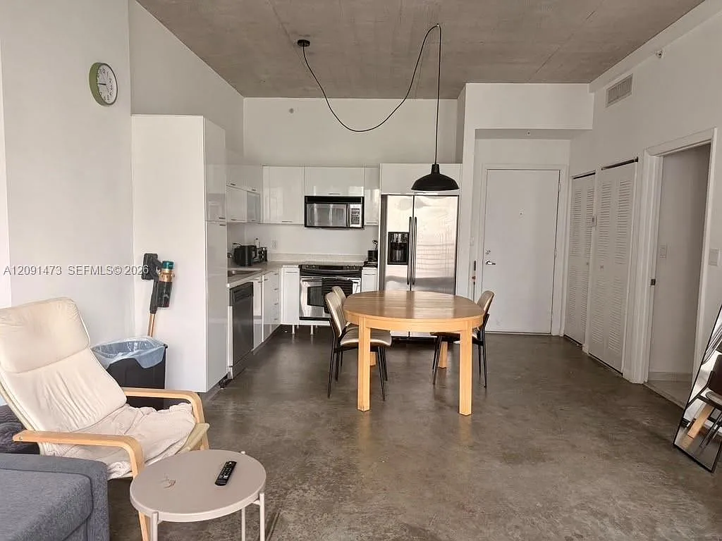 The Loft Downtown Ii Cond — Photo 3