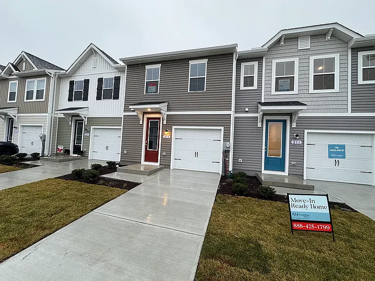 236 Clement Loop — Photo 29
