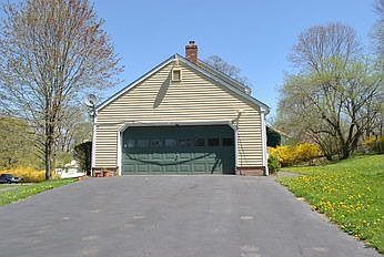 2nd image of 53 Barbara Ln