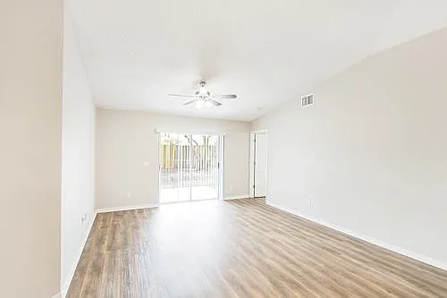 13390 Prestwick Dr — Photo 6