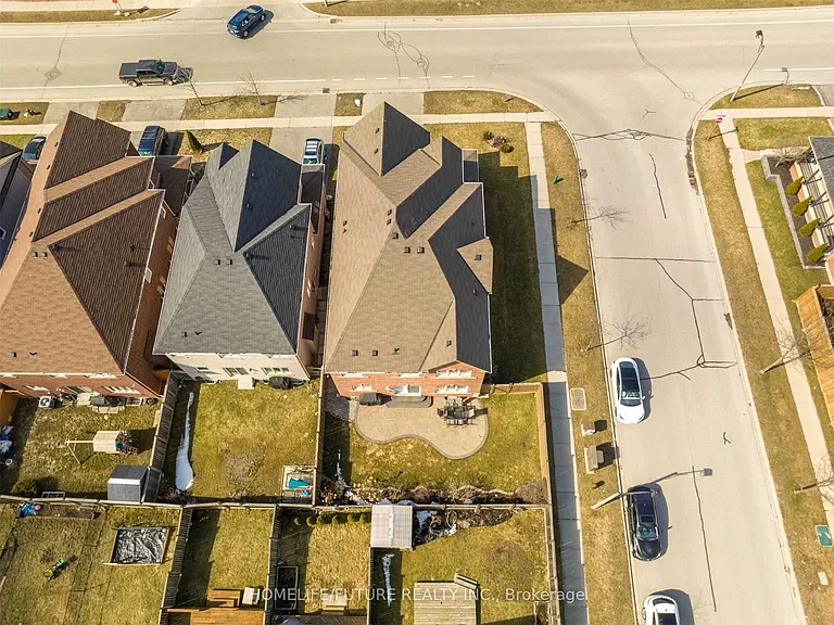 1381 Clearbrook Dr — Photo 38