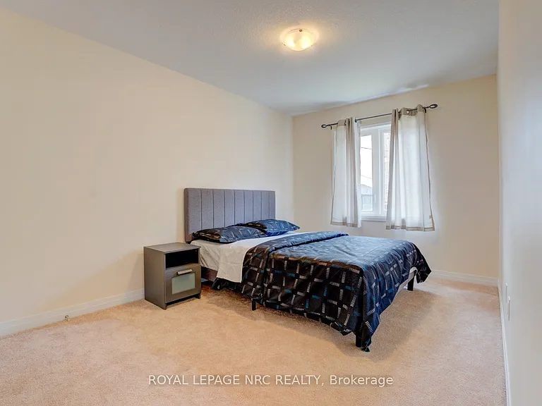 4901 Pettit Ave — Photo 14