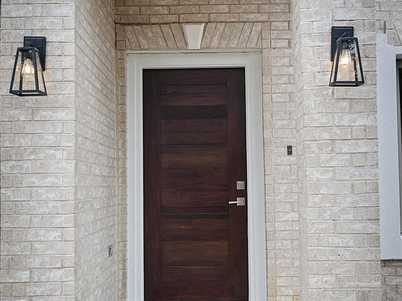 2nd image of 11149 Carrizo Dr