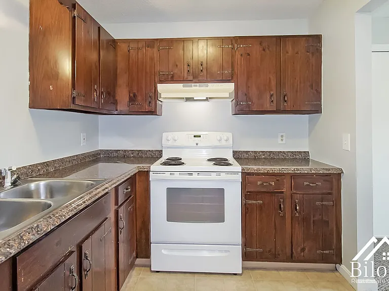 18 Lee Rd — Photo 24