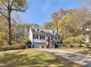 34 Castles Dr, Wayne, NJ 07470