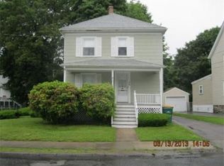 34 Oak Rd, Norwood, MA 02062