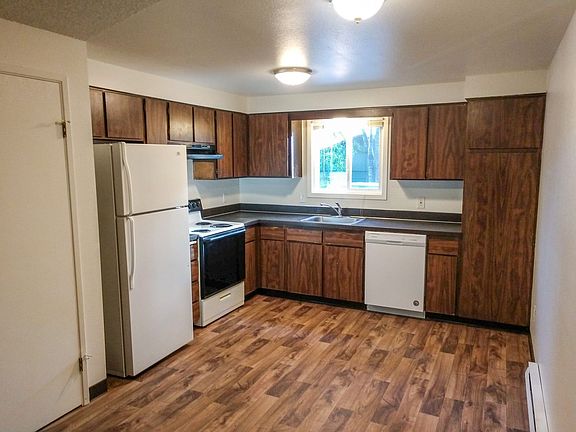 2nd image of 390-414 Madrona Ave S #398