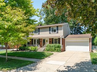 309 Amelia Ave, Royal Oak, MI 48073