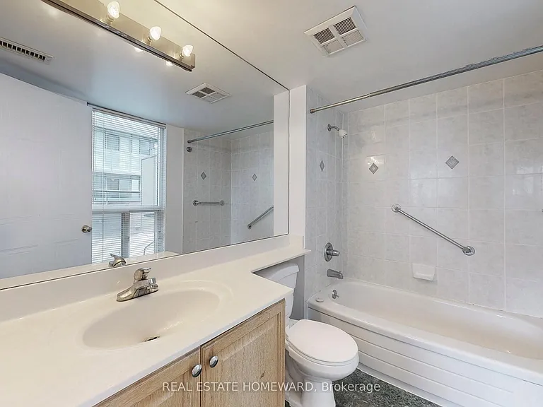 750 Bay St #2307 — Photo 20