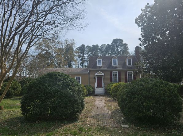 11401 Eagles Nest Rd