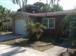 118 S Sequoia Dr, West Palm Beach, FL 33409