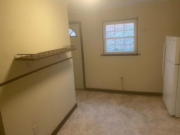 4th image of 625 Lower West Boyd St