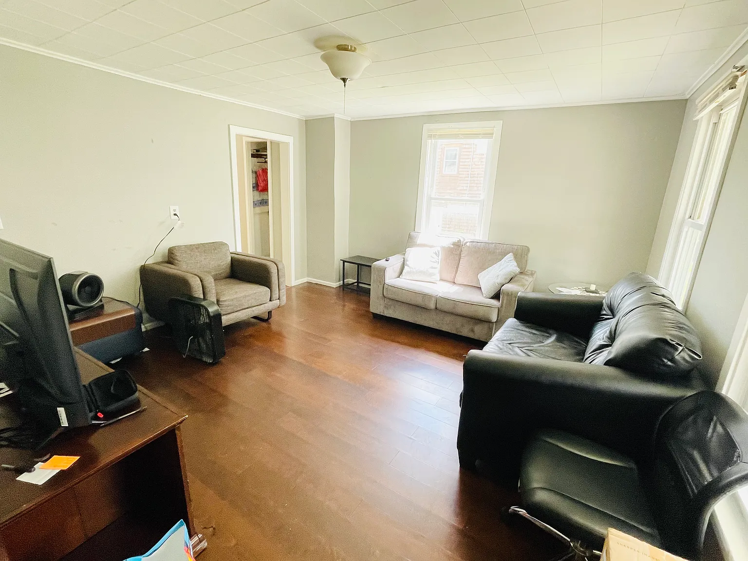 156 Oak St — Photo 4