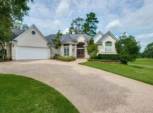 1125 April Waters Dr N, Montgomery, TX 77356