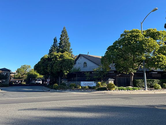 2nd image of 148 Sutcliffe Cir
